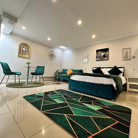 Luxury Studio Apartment Harrow on the Hill Esterno foto