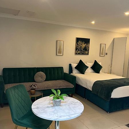 Luxury Studio Apartment Harrow on the Hill Esterno foto