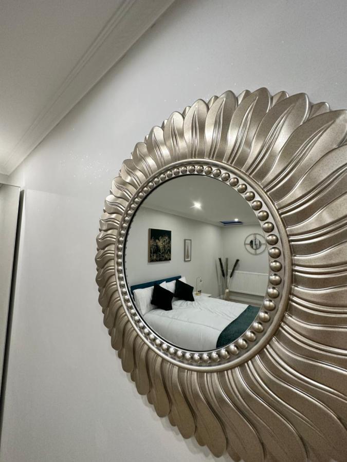 Luxury Studio Apartment Harrow on the Hill Esterno foto