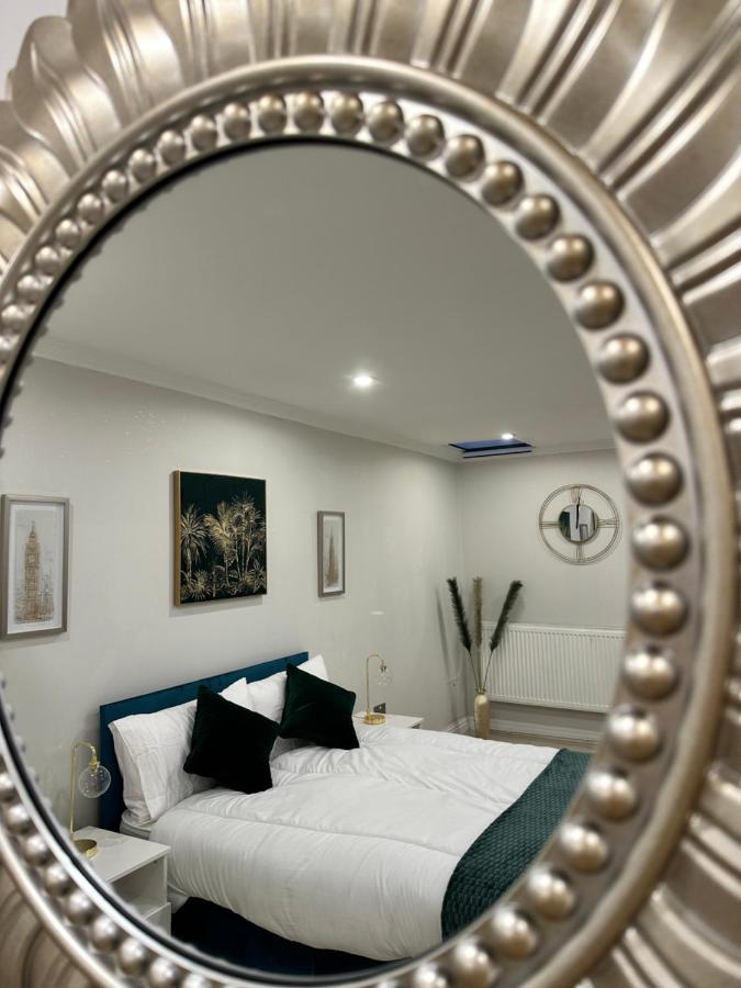 Luxury Studio Apartment Harrow on the Hill Esterno foto