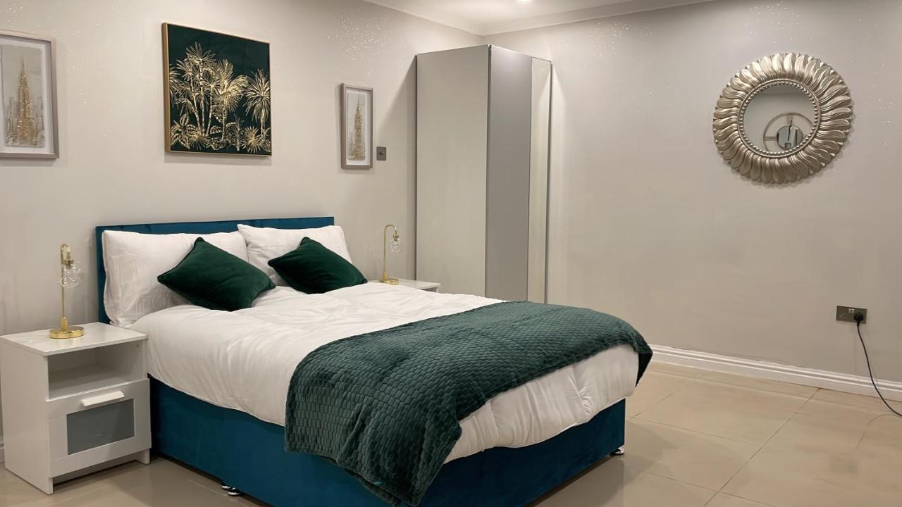 Luxury Studio Apartment Harrow on the Hill Esterno foto