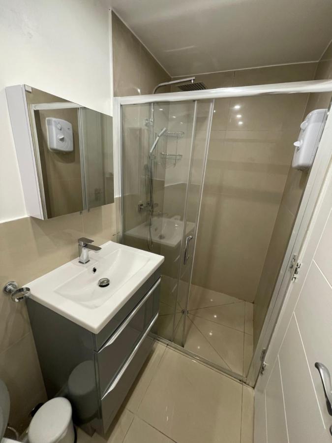 Luxury Studio Apartment Harrow on the Hill Esterno foto