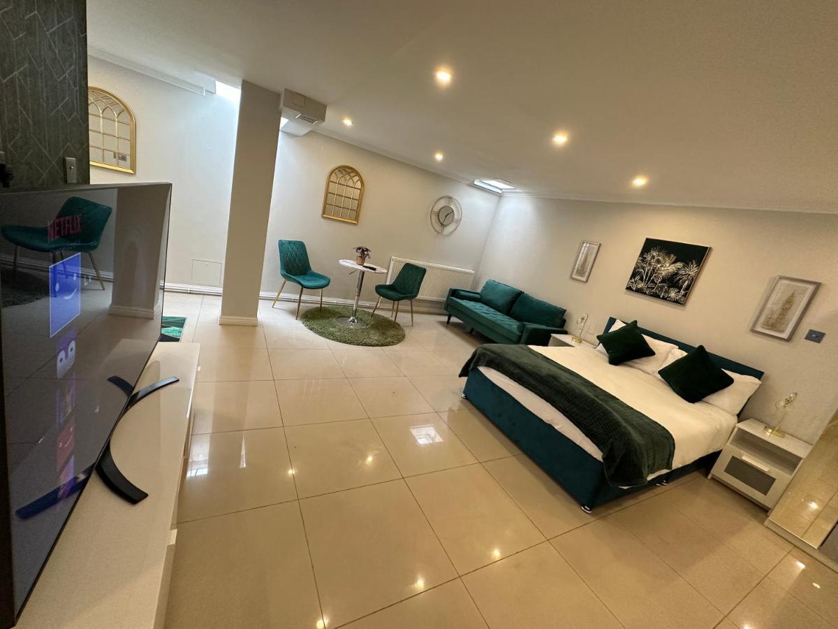 Luxury Studio Apartment Harrow on the Hill Esterno foto