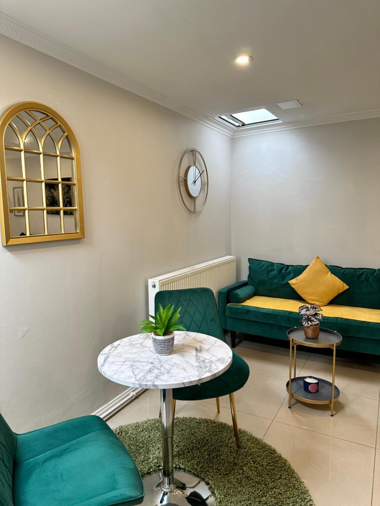 Luxury Studio Apartment Harrow on the Hill Esterno foto