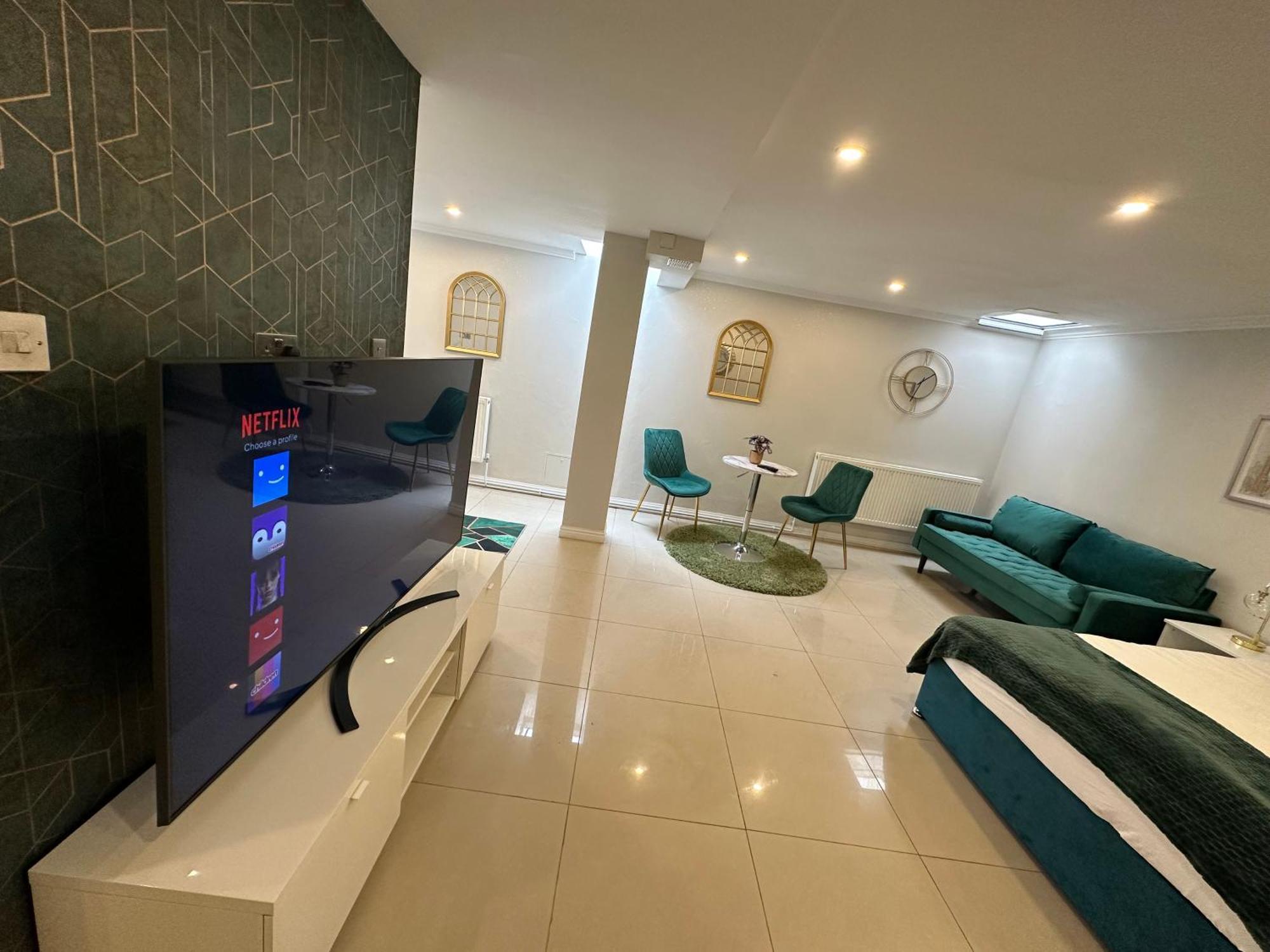 Luxury Studio Apartment Harrow on the Hill Esterno foto