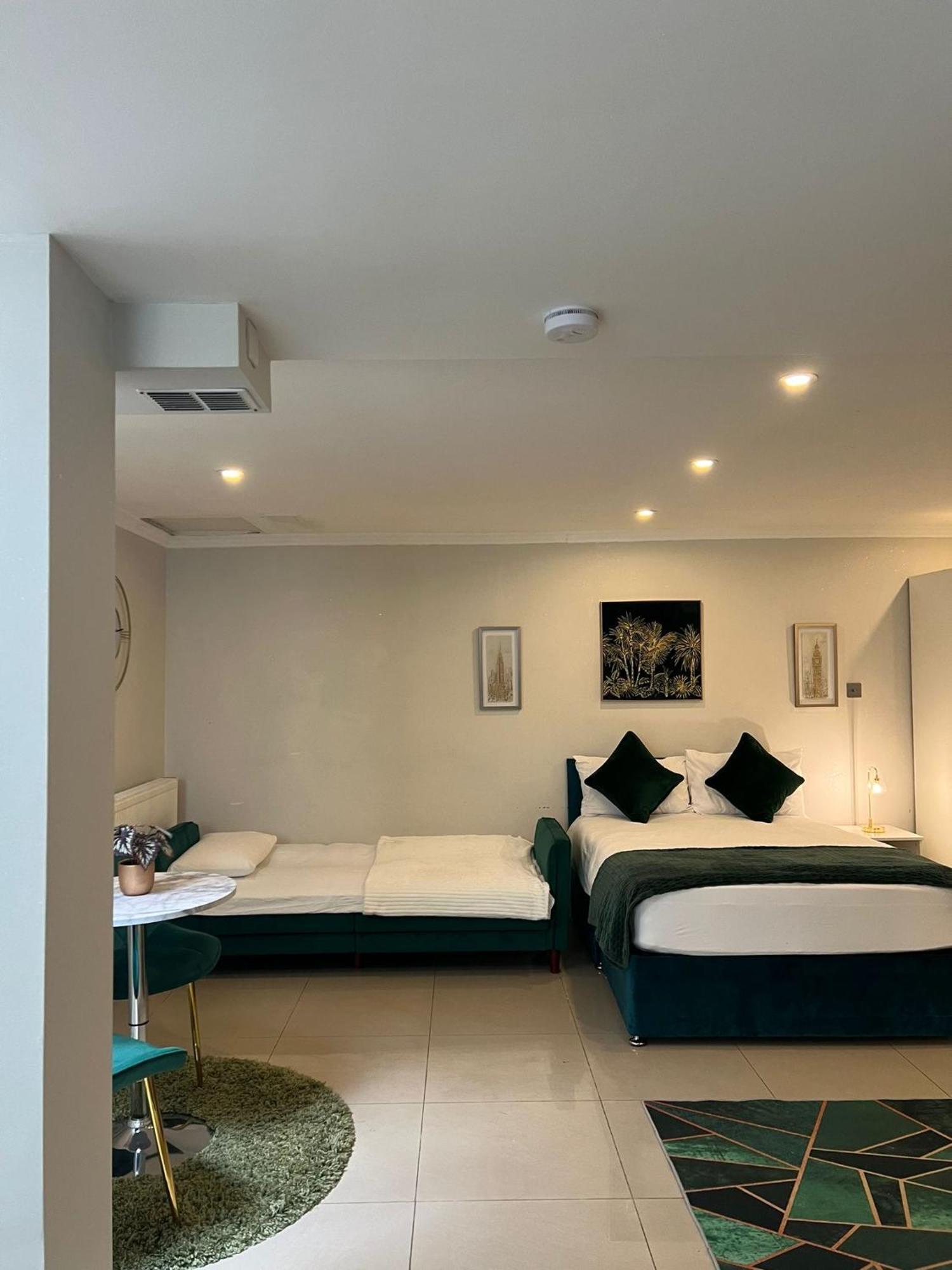 Luxury Studio Apartment Harrow on the Hill Esterno foto