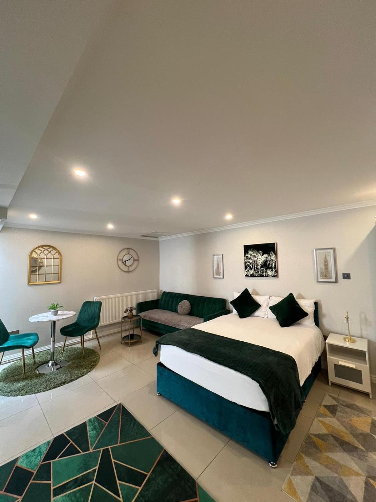 Luxury Studio Apartment Harrow on the Hill Esterno foto